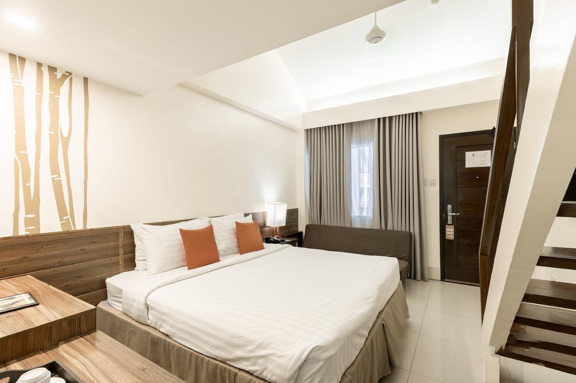 Selah Garden Hotel Manila Pasay Esterno foto
